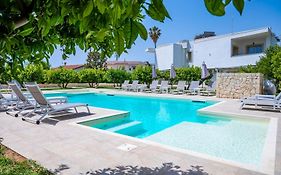 Villa Venera Fontane Bianche Charme Apartments